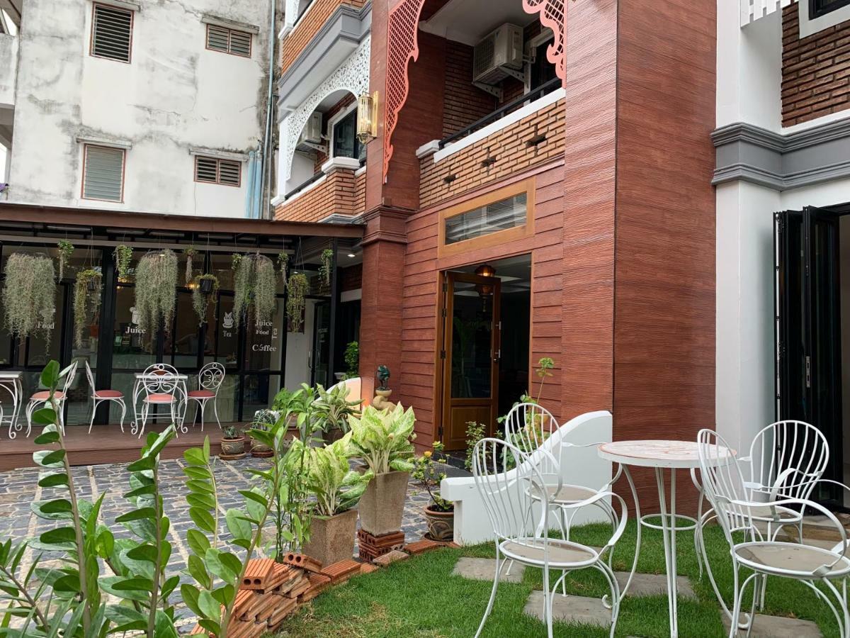 Spring@Tapae Chiang Mai Exterior foto